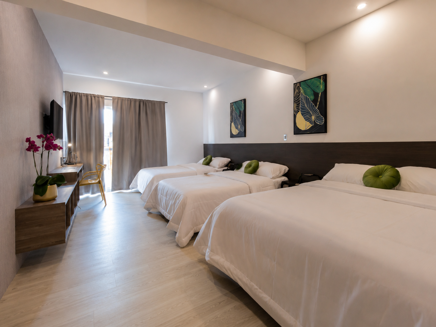 Habitación Triple — Hotel Arturo Michelena